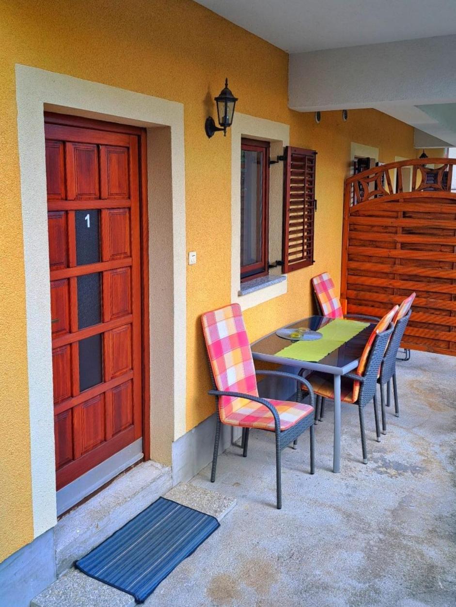 Apartment Katarina غييكا المظهر الخارجي الصورة