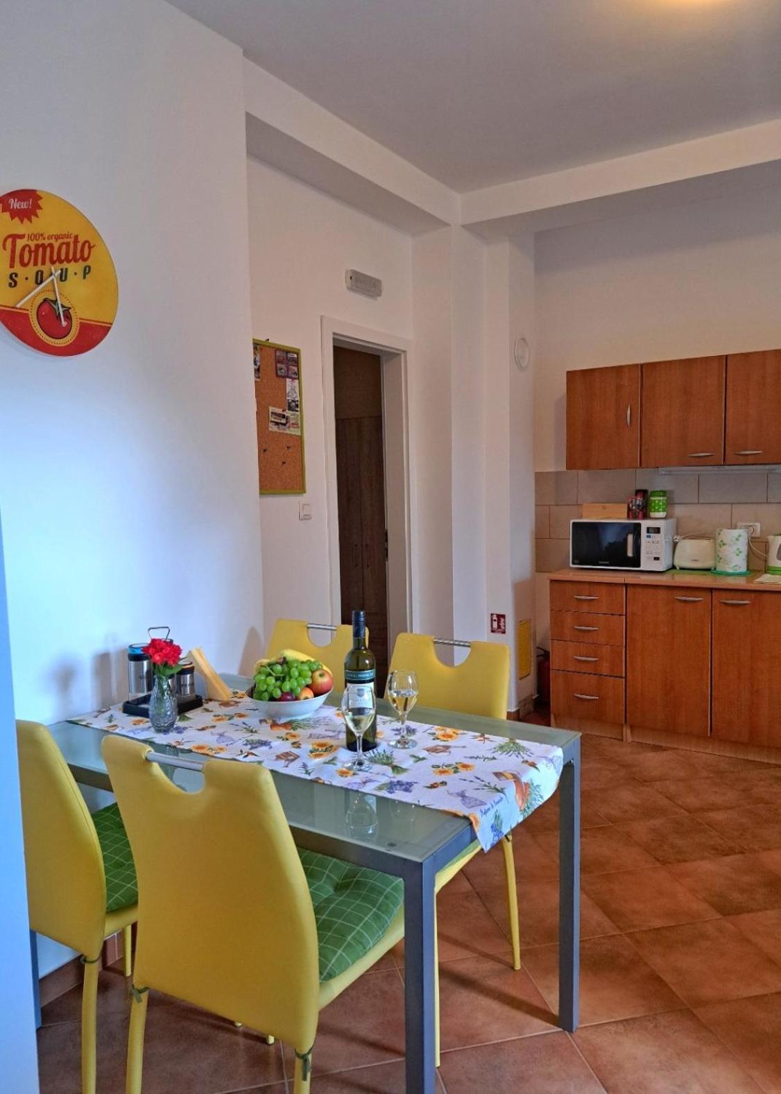 Apartment Katarina غييكا المظهر الخارجي الصورة